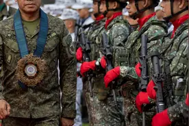 菲律宾高层煽动军方兵变，在国家万劫不复之前，把小马科斯赶下台图片