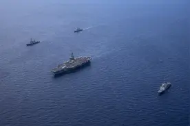 家底真厚了！7艘外国军舰进入南海，解放军出动3艘055驱逐舰应对图片