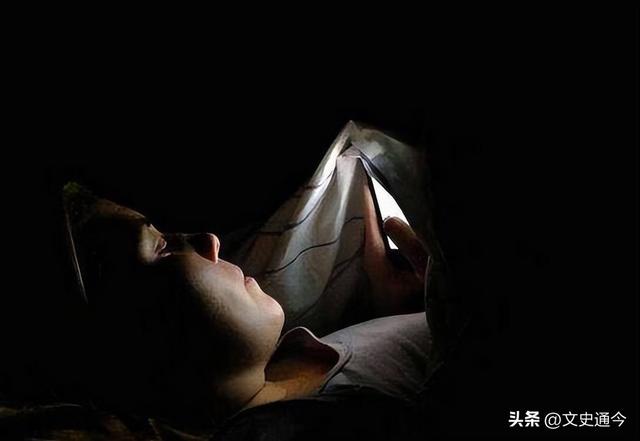 为何“黄色网站”能让你免费看？看清真相后，你还敢继续浏览吗？