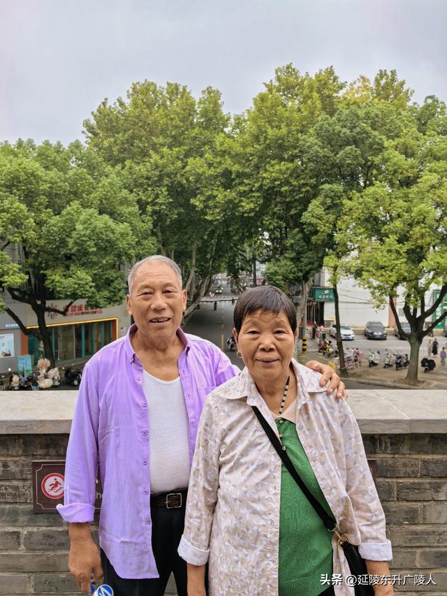 国庆假期中，陪父母登仪征鼓楼