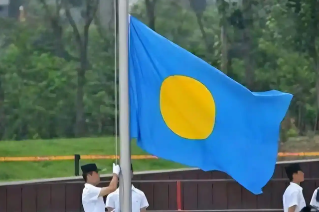 抱紧美日大腿	，停飞中国航班、拒绝中国游客的小国，如今怎样了？