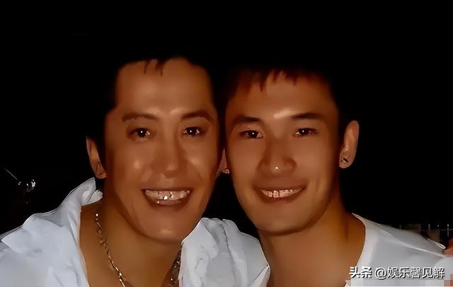 他8次上春晚，作死被捕入狱，今56岁无人问津，老搭档也断了联系