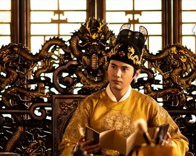 西厂撤了又复设！朱见深破选官制，明朝三道致命裂缝显露衰败像