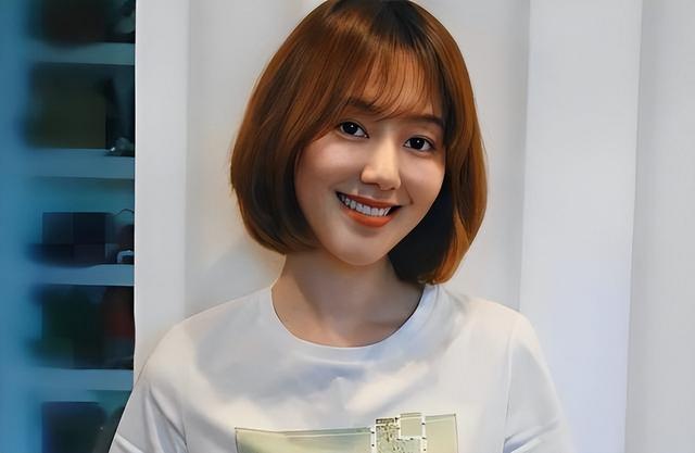 私生活混乱、被央视开除	、陪睡上位？王冠身上的标签究竟有多离谱