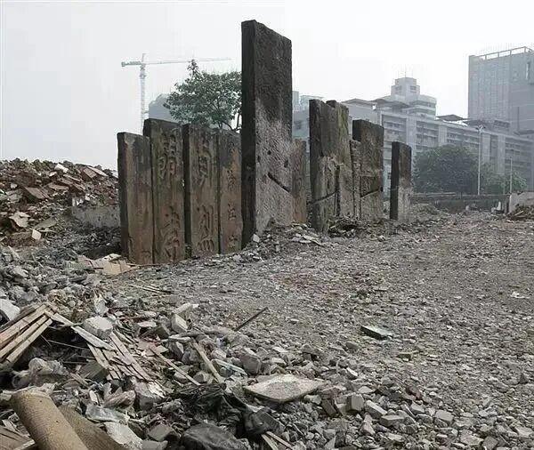 重庆闹市中竟隐藏庞大石碑林，数量众多历史悠久，却很少有人知道