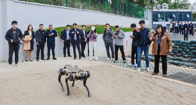 杭州炸出机器人 "国家队"！兵器装备集团旗下企业，刚拿 5 亿融资