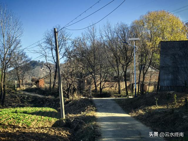 蓝田连导航都没有的路，我小半天竟然过了5个峪口！也是长本事了