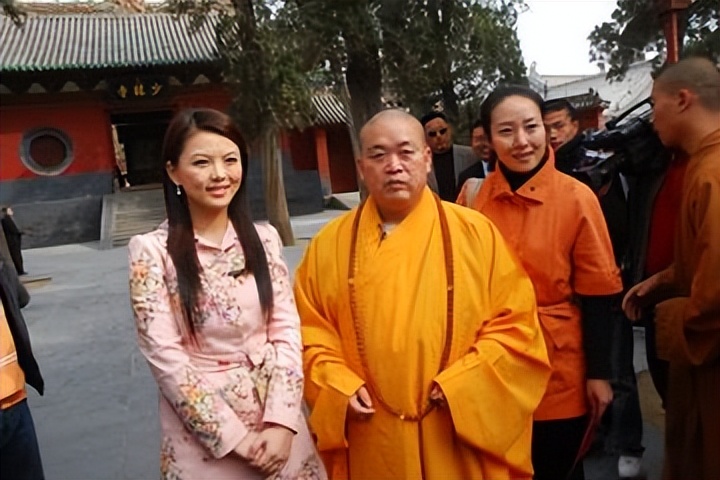 一波未平一波又起!释永信被抓,央视名嘴紧急发声,刘涛也受牵连(图13) 一波未平一波又起!释永信被抓,央视名嘴紧急发声,刘涛也受牵连(图13)