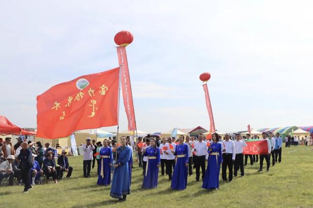 锡林河畔石榴红｜跟着那达慕解锁草原文化体验全攻略