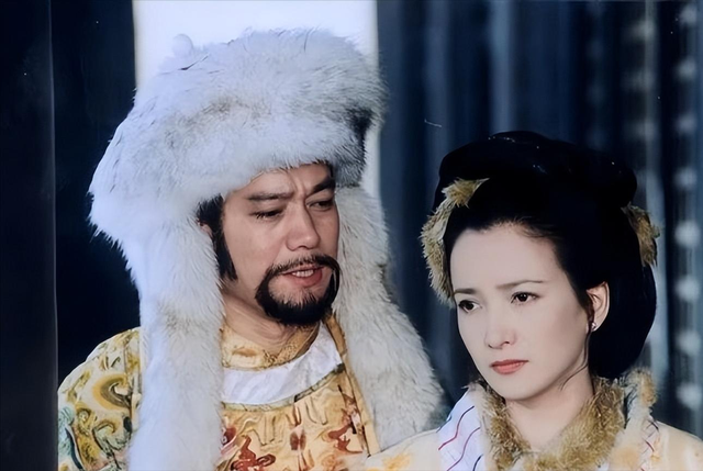 61岁何晴去世，死因曝光	，下嫁三婚许亚军，最后10年过得痛苦凄凉