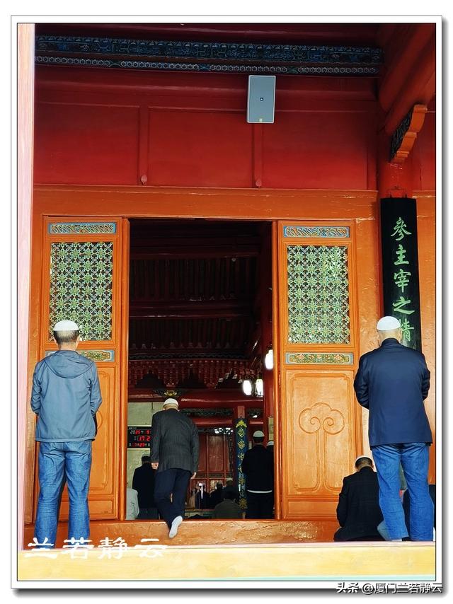 青海西宁市区里的几座清真寺 & 下南关美食街