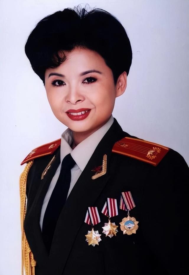 董文华不再沉默，揭露了曾经被“封杀”的原因，原来我们错怪了她