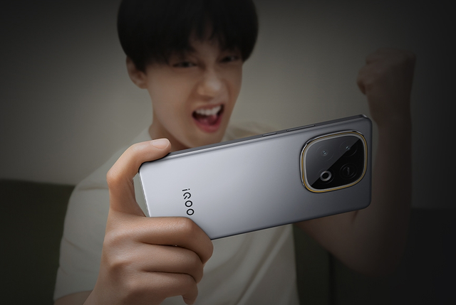 iQOO一口气推出3款新品，价格89元到2999元，你喜欢哪一款？