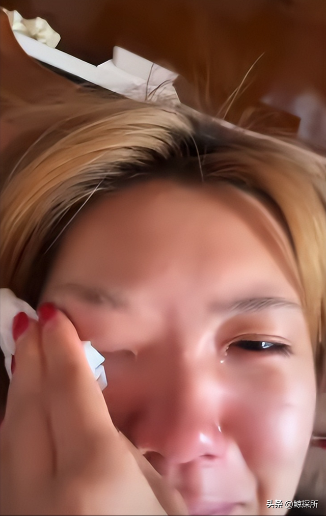 黑龙江女生被塔里木大学录取，崩溃大哭！看到原因后，实在没忍住