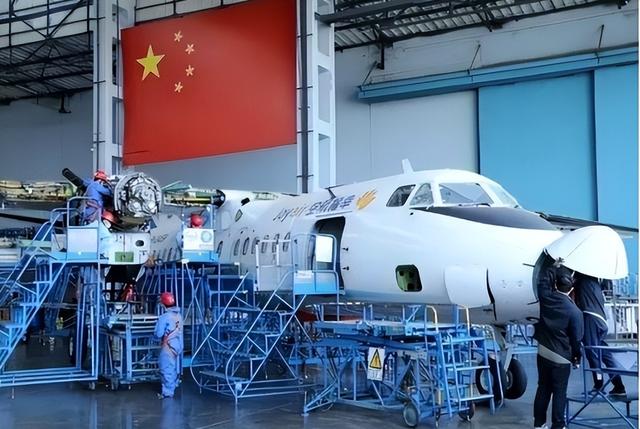 从遥遥领先中国到输得一败涂地，被美国活活整死的日本航空工业