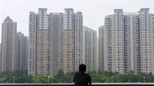 李嘉诚预言已应验？若无意外，2026年楼市或将面临3大转变
