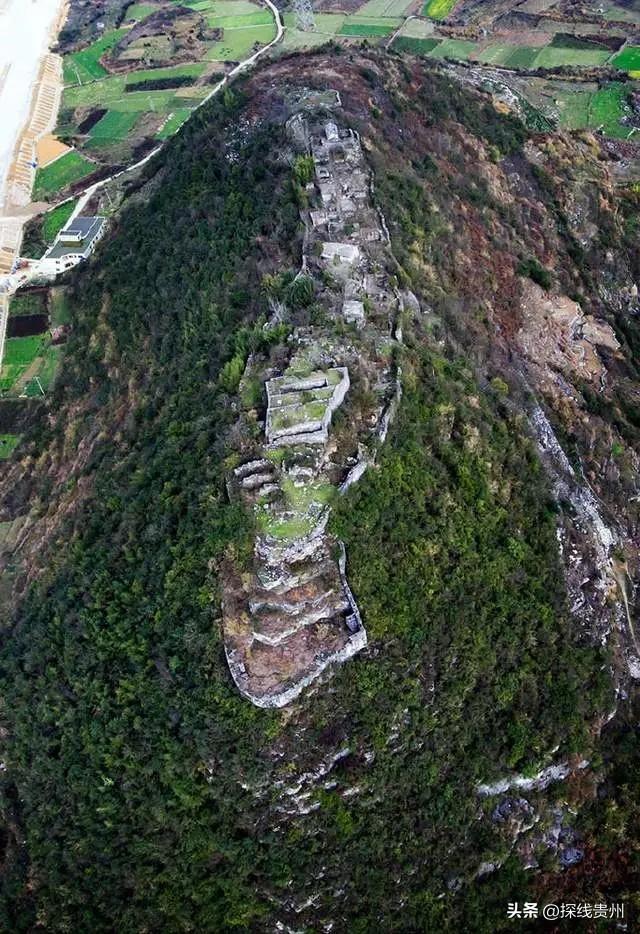 环城贵阳花溪苗王坡越野大环线之青岩段达夯翁拢“冈仁波齐”风景