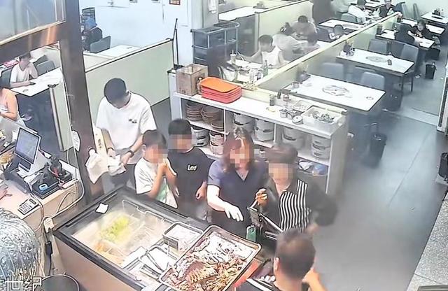 真不冤！7人续一碗面后续：老板撒谎2次，顾客晒证据实锤，是惯犯