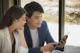 离婚后，冷傲前妻悔不当初图片