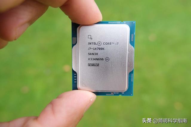 桑拿天电脑总崩溃？你的英特尔13/14代酷睿可能又“中暑”了