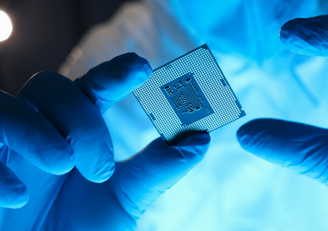 中方下达“逐客令”，减少上亿美芯订单，马斯克：这仅仅是个开始