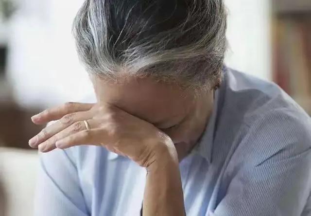 医生发现：那些长期晨跑的老人，到75岁以后，很多都变成了这样