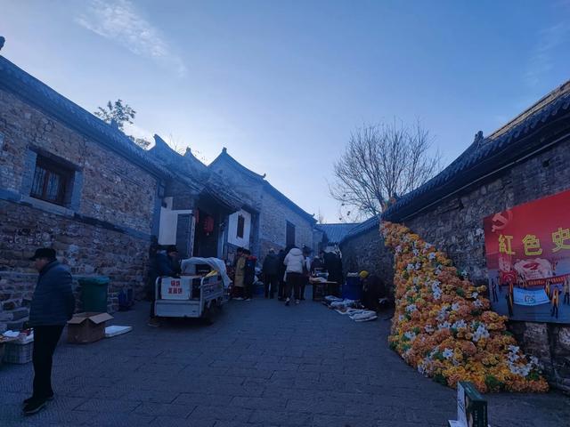 博山八陡老街,有不要钱的博山大锅菜
