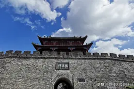 金庸笔下的襄阳古城怎么玩？这篇攻略收藏下，涉及吃喝玩乐！图片