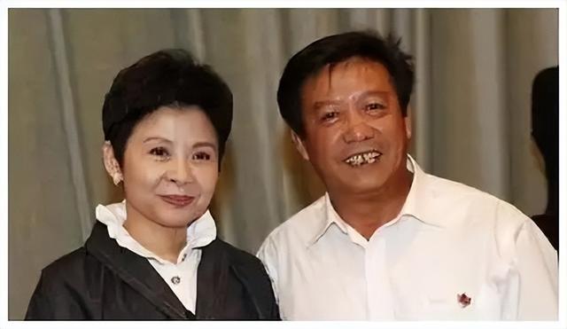 63岁董文华不再沉默，揭露当年被“封杀”原因，原来我们错怪她了