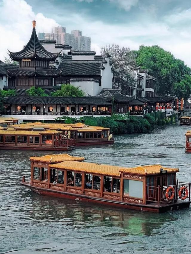 都说杭州比南京还要名气大，两地深度游后，才发现差距真的很大