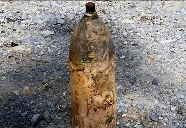 高市早苗服软，中方拒不接受	，上百国家齐聚海牙，开始审判日本