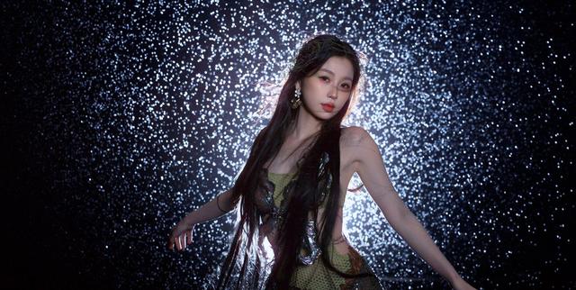 虞书欣生日庆典提前8月筹备，BLOSSOM音乐派对串联成长轨迹