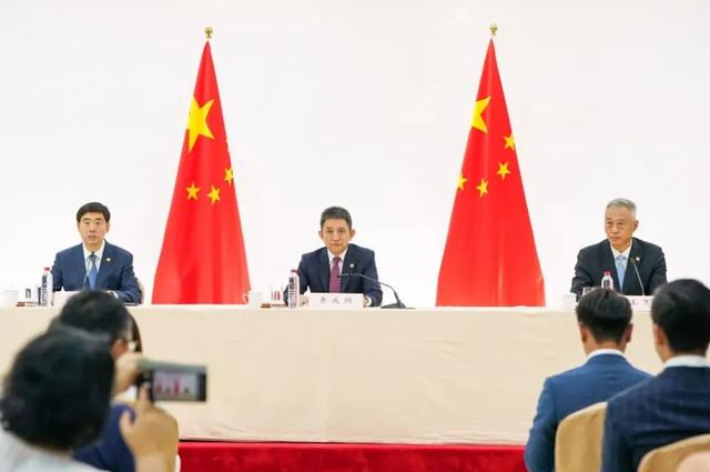 中美经贸会谈为何选在西班牙
