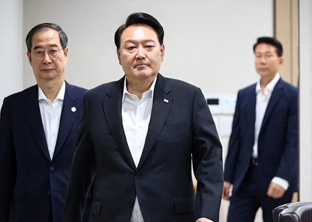 60多年来头一遭，韩国政坛做出重大决定，尹锡悦等来一个坏消息