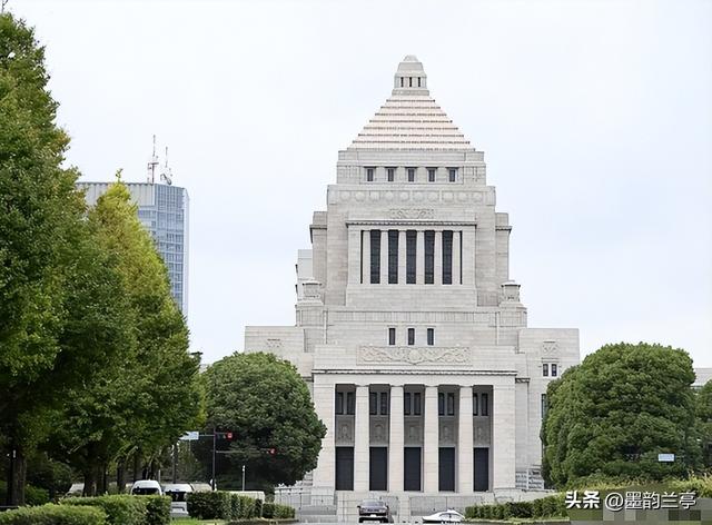 日本政坛巨震！166票封喉，公明党倒戈，高市时代终结	，中方回应