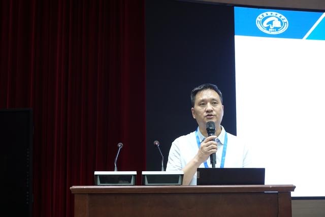 科普进校园 | 四川省通信学会举办“AI守护校园：智能科技与可持续发展”主题公益讲座
