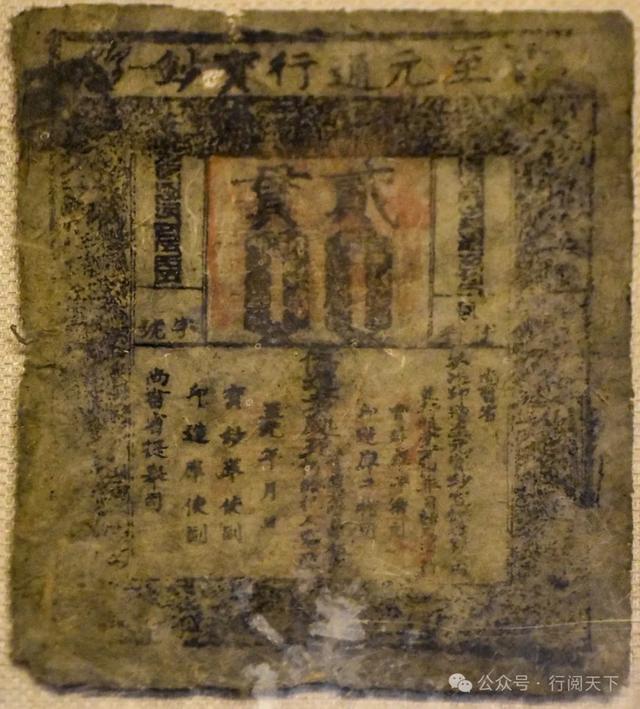 额济纳，额济纳，秋天必须要去额济纳，与金色胡杨林相遇