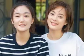 孙俪妹妹北电毕业照曝光，两人是同父异母的亲姐妹，毕业进圈发展图片