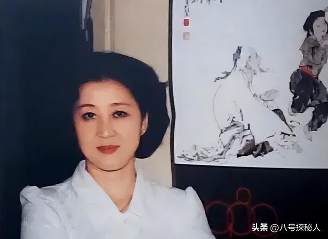 和朋友妻子偷情10年，北京庄园让给继子，难怪范曾亲女儿撕破脸