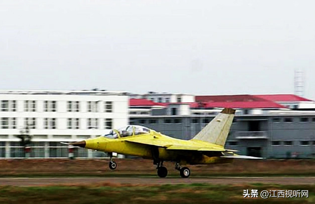“八个第一”！南昌轰响中国航空工业腾飞的红色引擎