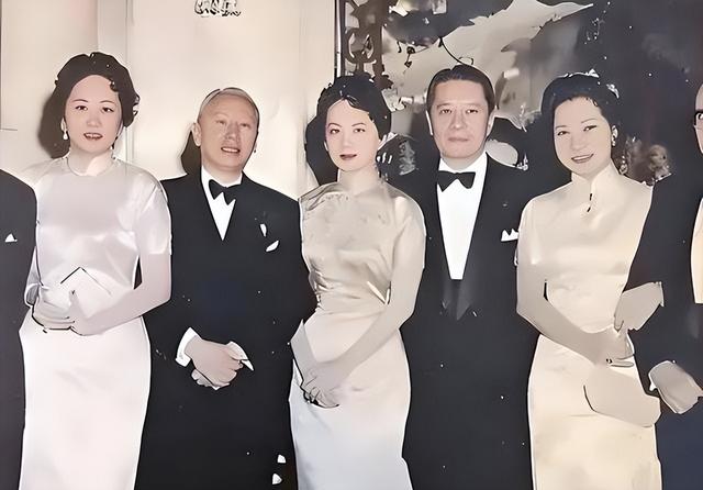 1968年宋子安携妻在儿子毕业礼留影，次年辞世，妻子改嫁埃及富翁