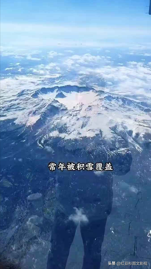 爆！天池的美难以言表 它因“水怪”而被称为中国最神秘火山湖！