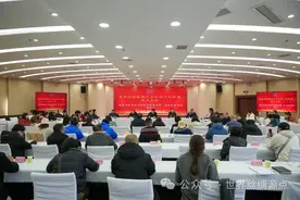 南充丝纺服装产业知识产权联盟成立大会顺利召开图片