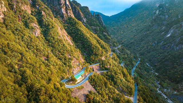 11月-12月，适合深秋自驾的8个地方，沿路都是好风景