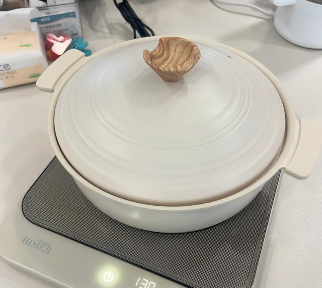 “电磁炉”正在淡出中国家庭，被时代淘汰，连声招呼都不打！