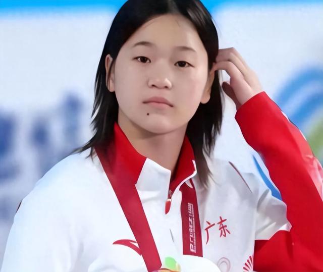 全红婵被曝未捐100万,令人恶心一幕发生,樊振东的话终于有人信了