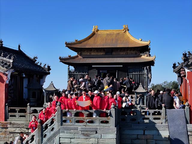 “缘行天下·走进武当”圆满举办：文化盛宴谱写文明交流新篇章