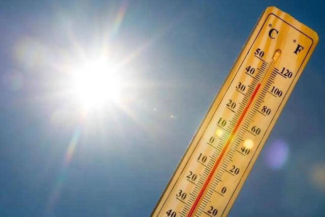 太阳不断“喷火” 今年凉快或还早