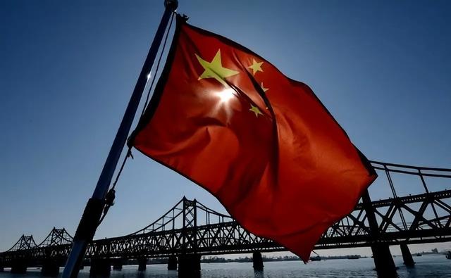 特朗普一锤定音，未来跟中国打交道的方式，他用了“8个字”形容