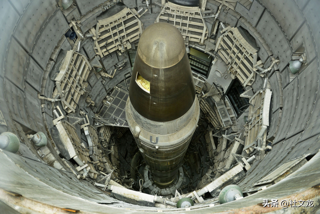 特朗普重启核试验，将核裁军抛之脑后？能源部长说没有“蘑菇云”